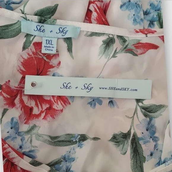 NWT She + Sky Floral Layered Bell Sleeve Blouse - Red and Blue ~sz 1XL - Picture 6 of 6